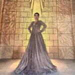 Avneet Kaur Instagram – ♥️🌹✨ #sangeet 

Styled by @kmundhe4442 
Wearing @shavetaandanuj
Hair @makeovers_by_nishasolanki Pune, Maharashtra