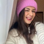 Avneet Kaur Instagram - Cold London mornings and my many moods💖❄️🍂⛄️ London, United Kingdom