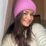 Avneet Kaur Instagram - Cold London mornings and my many moods💖❄️🍂⛄️ London, United Kingdom