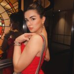 Avneet Kaur Instagram - Just a red bit obsessed 🌹 #aboutlastnight Wearing @themeshstore.co Bag @gucci Watch @bulgari