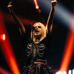 Avril Lavigne Instagram – Huge thank you to my fans, band, crew, @phem, and @girlfriends for a kickass Europe & UK Tour 🧡🖤 I’ll never forget these shows