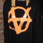 Avril Lavigne Instagram - Custom Vetements x Love Sux 🧡 Cologne, Germany