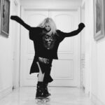 Avril Lavigne Instagram - @numero_netherlands 🧡🖤