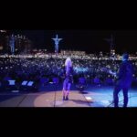 Avril Lavigne Instagram - Feeling extra Emo because of you all 🧡🖤 @whenwewereyoungfest
