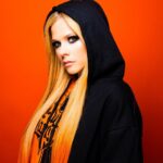 Avril Lavigne Instagram - 🧡💀🖤