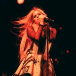 Avril Lavigne Instagram - What a phenomenal tour in Canada 🇨🇦🖤💀🧡 Thank you all for rocking at the shows with me. Now off to the Mainstream Sellout Tour!