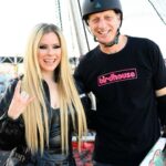 Avril Lavigne Instagram - @whenwewereyoungfest drinking my Avril @beatboxbeverages Pink Lemonade, performing “Fake As Hell” with @alltimelow and watching my Sk8er Dad @tonyhawk sk8 vert. 🛹🛹 Las Vegas, Nevada