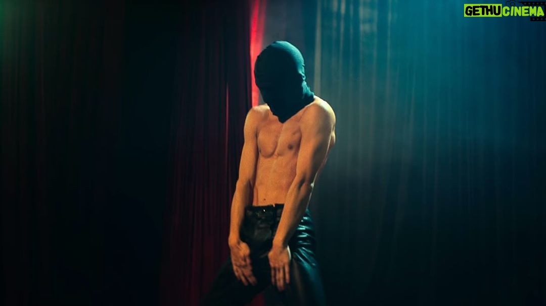 Awat Ratanapintha Instagram - Journey of becoming ‘Sorn’ (2) Another challenge in becoming 'Sorn' was understanding the nature of the job as a sex worker, including performing stripper dances. I would say I was very worried because, before starting workshops, my dancing skill was horrible. My body felt like a rigid stone. The dance required a sensual, smooth, and sexy feeling which was a tough task. However, I had to make it work. Even though the some parts of dance scenes were eventually edited out of the film, it was still a challenging and enjoyable experience from which I learned a lot. A big thanks to P’Kage, or 'Madam M,' who was my acting coach. He guided me and helped transform me into 'Sorn' in every aspect. He gradually simplified my inner self, embraced the essence of 'Sorn,' and helped me move away from unnecessary complexities. Additionally, P'Kage was the one who taught me to dance from day one, enabling me to evolve from a rigid state to becoming more fluid and expressive. Also thanks to P’Chanan, who designed the choreography for Sorn's show. We rehearsed, and he gave me guidance before the actual shoot. Another group deserving appreciation is the costume designer team P'Atta, P'Beau, and P'Eye, who consistently created outfits that enhanced my connection with 'Sorn,' especially during dance rehearsals. They were a supportive team as always. 🫶🏽 Lastly, a special thanks to P'Tata for taking me on a real-life research journey, allowing me to explore and experience the atmosphere and speak with those in the profession. It helped me a lot to understand their perspectives and hearts as someone in this job and as a fellow human being. From the first day as a 'stone' to the actual stage rehearsals and filming days, there were so many changes. Thanks to everyone involved for making it possible for me to convey this as 'Sorn.' ⛰️🕺🏻❤️ #DOIBOY #ดอยบอย #NetflixTH