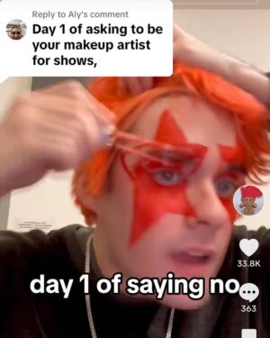 Awsten Knight Instagram - CARDI ATE 😮‍💨 WATER PARK FLOPPED