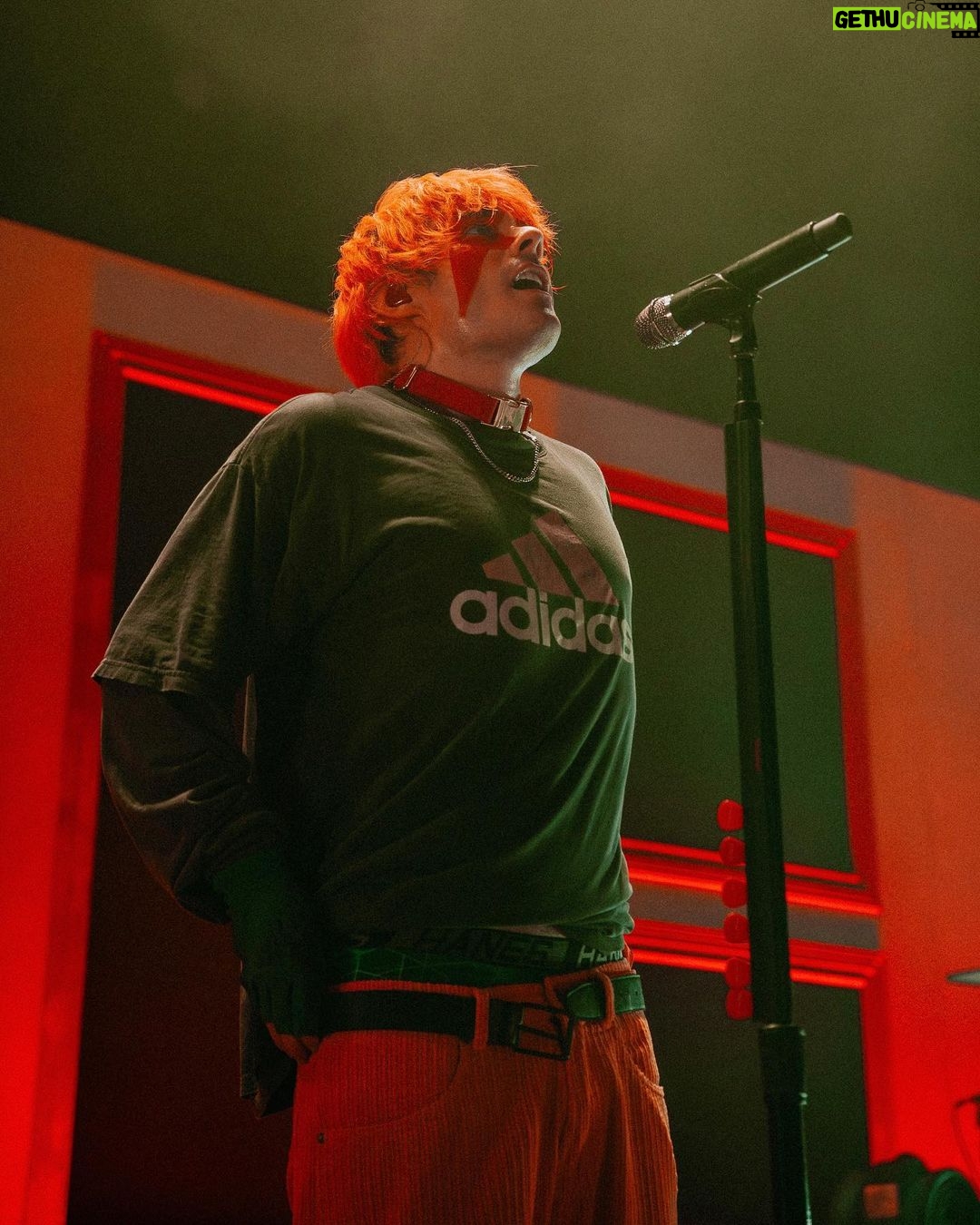 Awsten Knight Instagram - WATERPARKS SPRING TOUR TICKETS ON SALE TODAY!!!!!!! SWIPE TO SEE YOUR DATE AND LOOK AT SOME CAMERA ROLL U LITTLE ANGEL - LINKIN BIOGRAPHY AND STORY