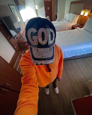 Awsten Knight Instagram - 💲🔘🔱🛴💰👅🌜K3️⃣®️
