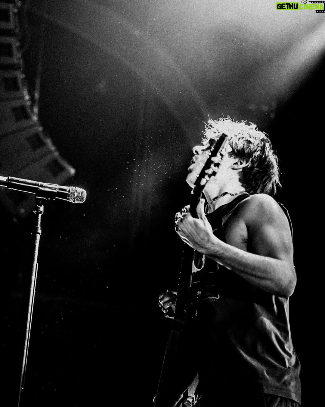 Awsten Knight Instagram - 🦠LIKE A RITUAL ðŸ¦
