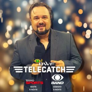 Axel Instagram - O RINGUE VAI ABAIXO!!! 💪🇧🇷🇵🇹🌏 É já a partir deste Sábado à noite que a @bandtv passa a emitir o programa BWF Telecatch da @bwfbrazil . A @bandsports fará a retransmissão do programa semanal às sextas à noite. O time fera na apresentação, narração e comentários conta comigo, @bobjuniorbwf , @diad.renato , o @amaralnarede , a @je.nuness e para minha tristeza @_borgesjp 😉. Grato uma vez mais pela oportunidade dada pelo @bobjuniorbwf e pela confiança do @cbcarlosbonfim e da @produfim . Os meninos e meninas que são as verdadeiras estrelas do programa brilharão ainda mais e para mais pessoas em antena aberta para TODO o Brasil! Ah....a música de abertura do programa é comigo e com a @maltaoficial 
Grato à @kaza_noah por providenciar a minha Kaza nas gravações do programa.
#axelnaband #axelnabandsports #axelnabwf #axel