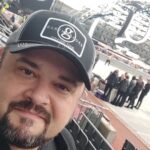 Axel Instagram - 🇮🇪11/09/2022 fica marcado como o dia em que pude finalmente ver @garthbrooks e @trishayearwood ao vivo, na sua tour de estádio, em Dublin, Irlanda. Mais especial por poder também ter a companhia de papai e das nossas mais que tudo. É bom ver e aprender com quem sabe entreter mais que ninguém! #garthinireland #garthbrooks #garthindublin Dublin, Ireland