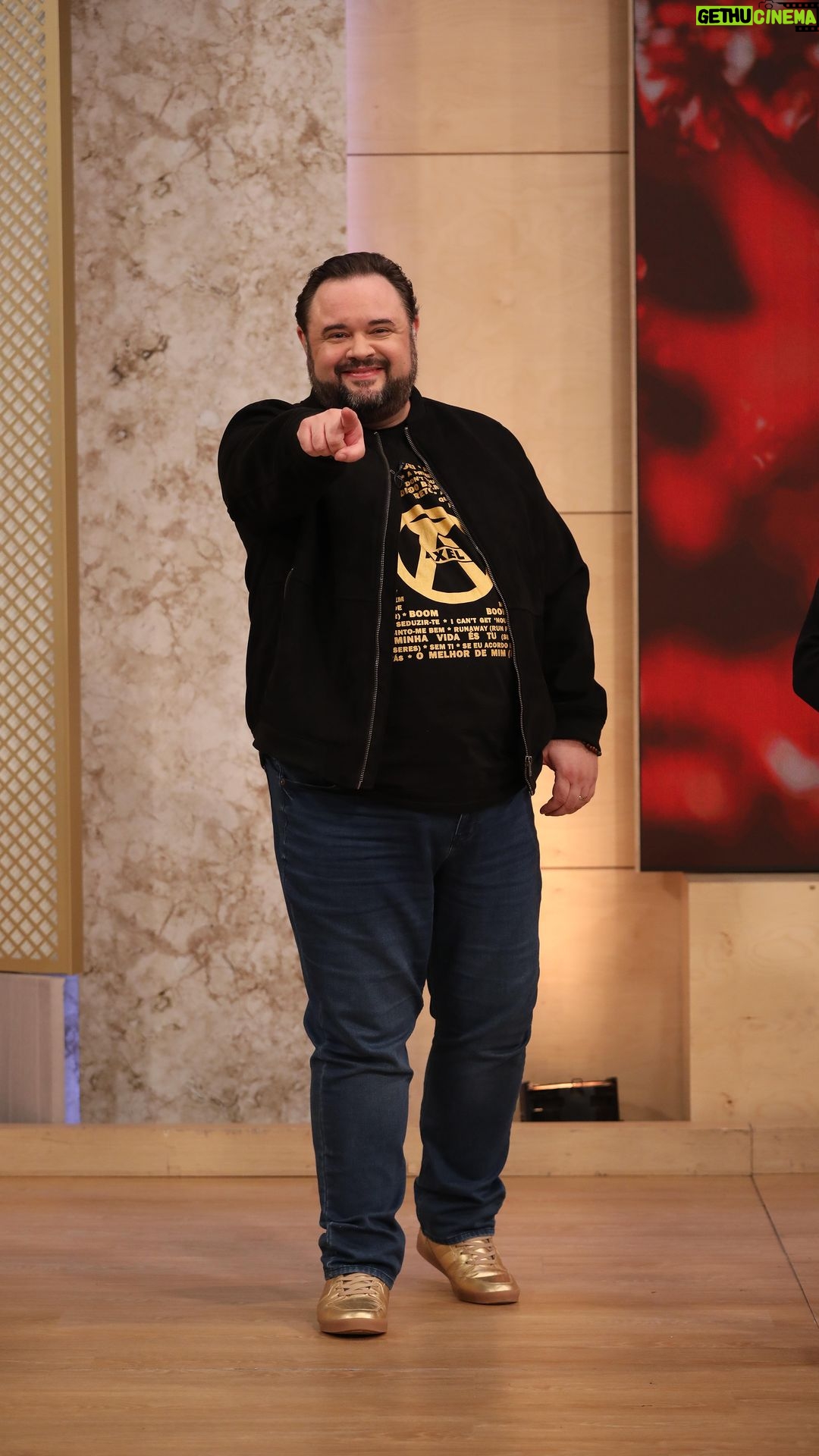 Axel - 310 Likes - Na última parte do nosso programa vamos receber o Axel que comemora 40 anos nos palcos!🤩
Fique desse lado, agora na sua TVI!
@ivadominguesoficial
@idevormendonca
@tvioficial