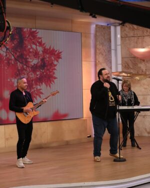Axel Instagram - Filho do cantor Fernando Correia Marques, Axel esteve na terceira parte do nosso programa a falar mais sobre a sua vida pessoal e a sua carreira!🤩

Ainda nos cantou dois temas bastante conhecidos! Assistiu a esta entrevista? 

@ivadominguesoficial 
@idevormendonca 
@tvioficial