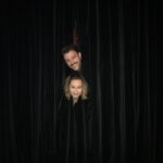 Ayça Bingöl Instagram – Gözlerimiz kırmızı olsada güzeliz @bademcisalih 🤡 sahneyi pek severiz…