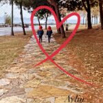 Ayça Bingöl Instagram –