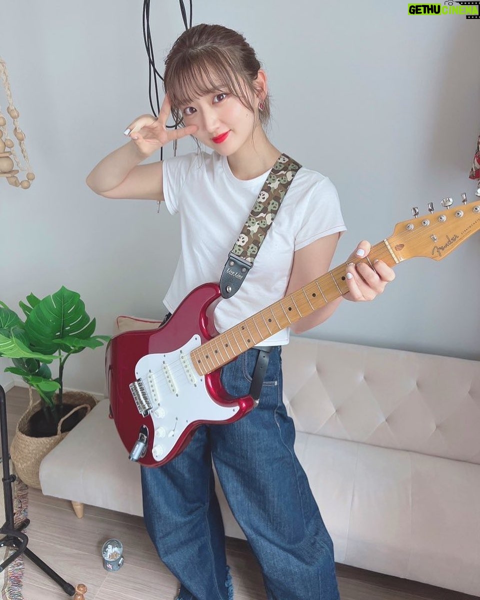 Aya Yamane Instagram - 5000回再生ありがとうございます!☺️ 他の曲もじわじわ伸びていて嬉しい✨ 是非たくさん聴いてくださいね❤︎ #群青日和 #東京事変 さま #cover #YAYARECORDS
