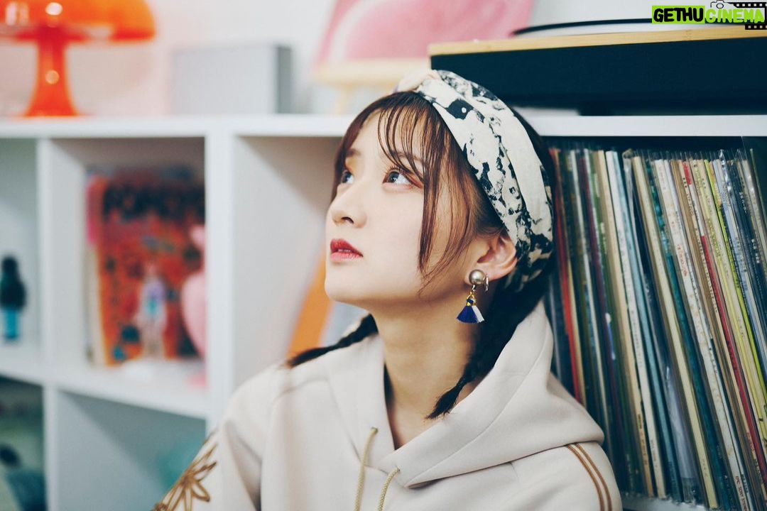 Aya Yamane Instagram - 『YAYARECORDS』は、たくさんの素敵なスタッフさんに支えられております。 六畳一間から武道館へ。 企画たくさん練り練りしているので、 FaniconのCREW入会&YouTubeのチャンネル登録、どうぞよろしくお願いします!☺︎✨