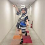 Aya Yamane Instagram - 衣装は、9月の名古屋公演、GAZEの衣装でした✨ ヘアメイクもとてもきゅるんきゅるんでテンション爆上げでした❤︎ 夢みたいに幸せな1日だったなぁ🥰 2月のライブも頑張るぞー！！！！ #FNS歌謡祭 #ウマ娘 #ウマ娘プリティーダービー #ダイタクヘリオス