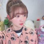 Aya Yamane Instagram - 六畳一間から武道館へ。 『YAYA RECORDS』グランドオープン！ Aimerさんのカタオモイカバー動画と生配信もありがとうございました！ faniconからYAYARECORDS CREWになって、一緒に夢を叶えてください💐 精一杯頑張ります！✨ よろしくお願いします！！ #yayarecords #youtube #fanicon #山根綺 #声優