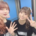 Aya Yamane Instagram - こちらは17周年衣装と、 一緒に撮ってくださった他マスのみなさま🥰 本当に優しいあたたかい先輩方で、 出会えて幸せであります。。 ありがとうございました！！ #idolmaster #アイマス #合同ライブ #アイドルマスター #シャニマス #シャイニーカラーズ #緋田美琴 #東京ドーム