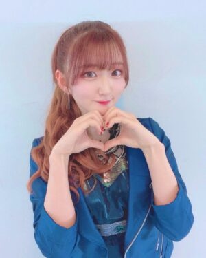 Aya Yamane Instagram - 『THE IDOLM@STER M@STERS OF IDOL WORLD!!!!! 2023』in東京ドーム
シャイニーカラーズより
緋田美琴役として出演させていただきました。💐

「シャイノグラフィ」
「虹色ミラクル」
「ALIVE」
「レッド・ソール」
「バベル」
「Fly and Fly」
「CRYST@LOUD」
「M@STERPIECE」
私は以上8曲を披露しました✨
どの曲も本当に大好きです。
アイマスがずっと続いていきますように🥰

#アイマス #合同ライブ #東京ドーム  #アイドルマスター #シャニマス #シーズ #shhis #緋田美琴 #声優 #アイドル #バンダイナムコ