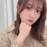 Aya Yamane Instagram - 8月もそろそろ終わり。 夏が終わる空気がちょっとだけ寂しいけど やっぱり私は冬が好きなので 秋の匂いを楽しみに待っている。