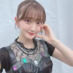 Aya Yamane Instagram - みんなに会いたかったな。 とは言っても実は私からは皆の姿が見えていたのですごく悔しい。 袖に待機もしていたのに、もうやるせなさがすごい。 けど！10月のシャニマスライブすごくすごく頑張るので、 次は私たちのホームに会いに来てください。 優しい言葉をくれるみんなが大好きだよ。 雨に当たってしまったプロデューサーさん、 暑い中ずっと待っていてくれたプロデューサーさん、 どうか身体に気をつけてね。 来てくれて本当にありがとうございました。 またね。 (衣装さんがクールビズにしてくださいました。☺︎感謝です。) #idolmaster #shiny #colors #アイマス #シャニマス #緋田美琴
