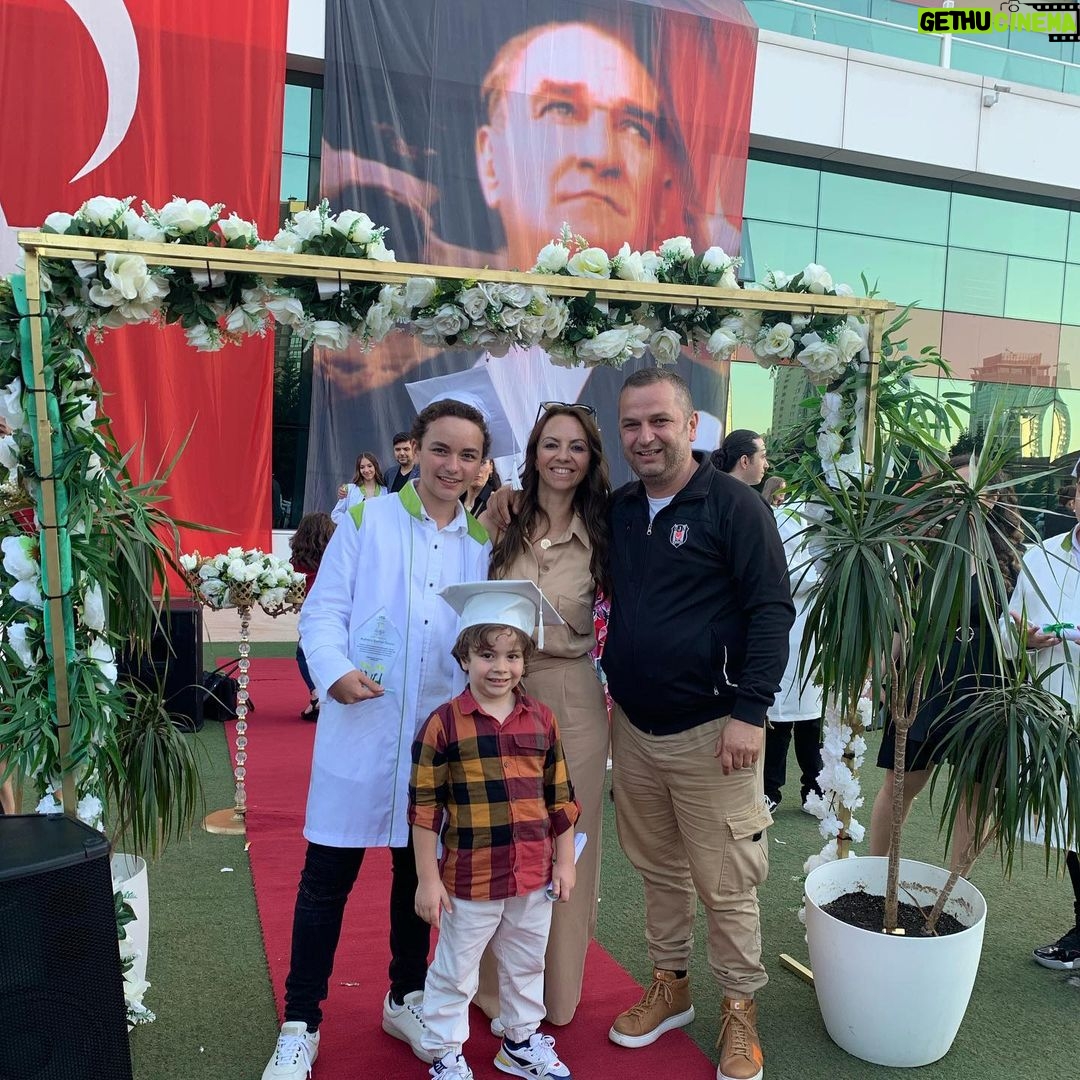 Aybars Kartal Özson - 11.3K Likes - 👨🎓Mezuniyet👨🎓 📚