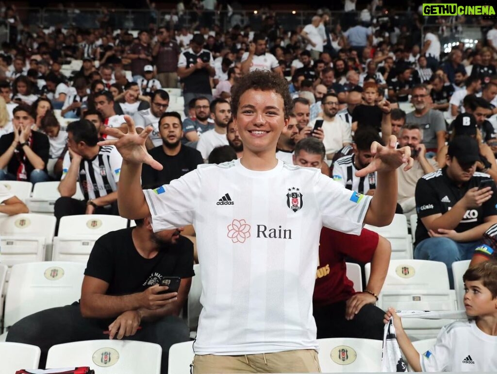 Aybars Kartal Özson Instagram - 2022-2023 Sezonu Başladı… ◼️◻️
