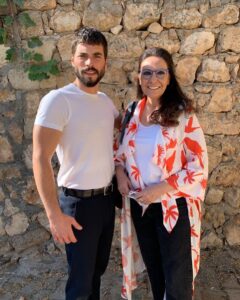 Ayda Aksel Instagram - Akınımla güne birlikte ilk sahnemizi çekerek başladık 🥰