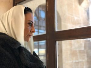 Ayda Aksel Instagram - Yeniden görüşünceye dek sizi bekliyor olacağım. Sağlıklı, huzurlu günler için hepimiz evimizde kalalım 🙏🏻
#evdekal #evdekaltürkiye