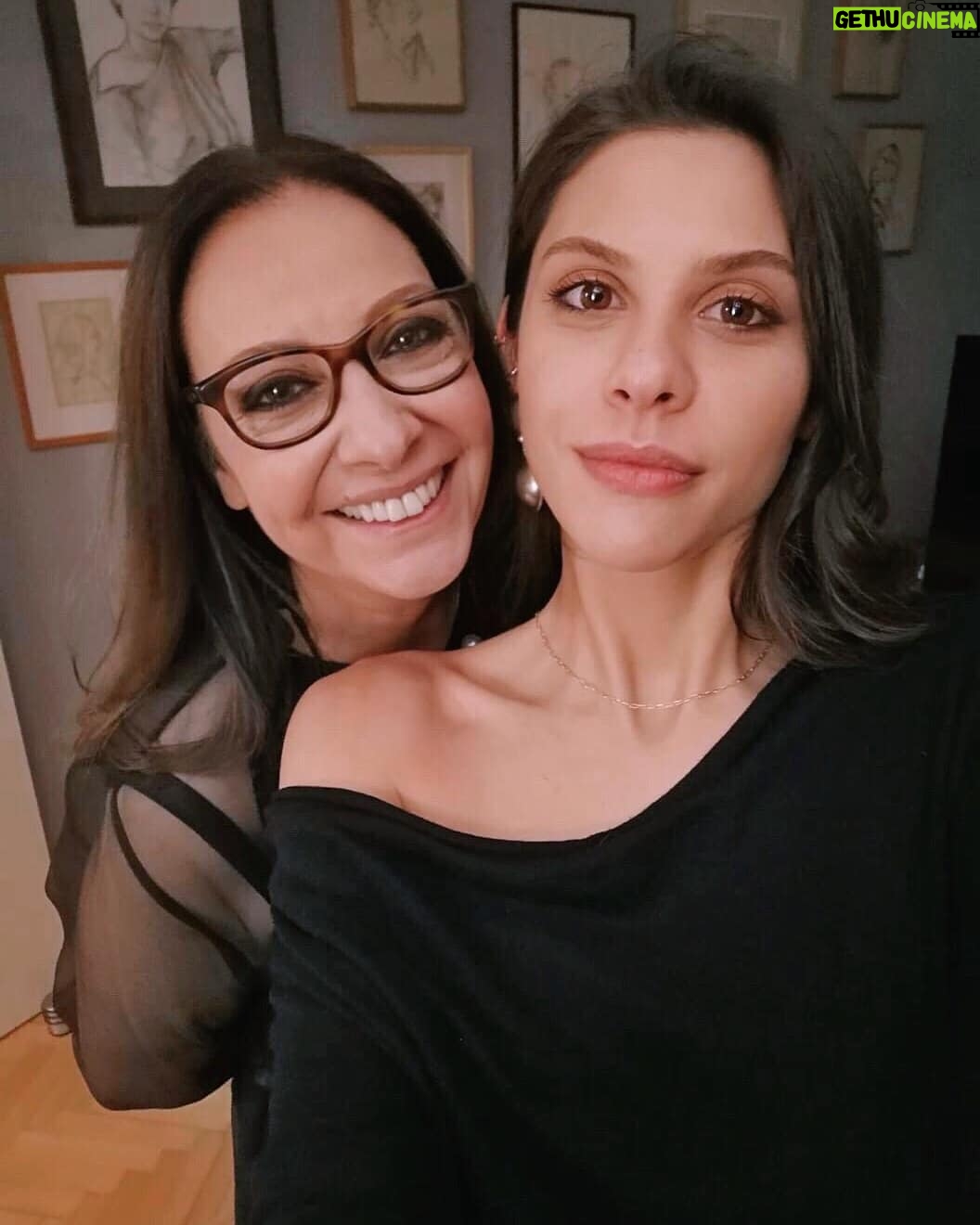 Ayda Aksel - 23.9K Likes - E ben ne diyeyim ❤️