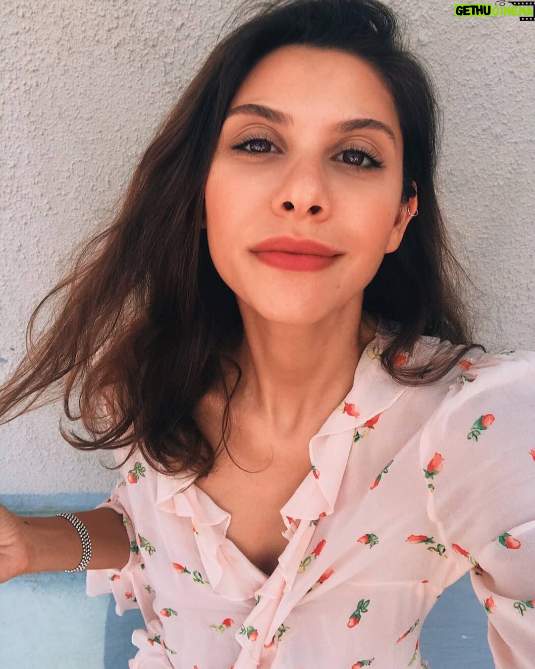 Ayda Aksel - 17.3K Likes - Allahımmmm iyi ki doğurmuşum. Mutlu ol hep mutlu ol güzel kızım ❤️❤️❤️