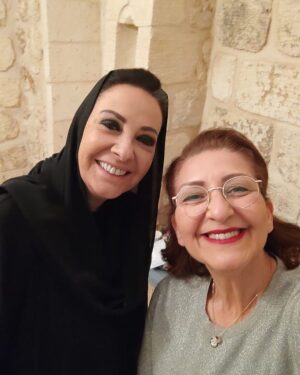 Ayda Aksel Instagram - Zubit’im! Yollarımız kesiştiği, seni tanıdığım, bana can yoldaşı, her türlü desteğim, öğretmenim ve beni en çok güldüren olduğun için ne kadar şükretsem azdır. Sen hep ol, sen hep yanımda ol. ❤️🥰🙏🏻