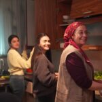 Ayda Aksel Instagram – Fazilet’in bal kızları 🤍
@babatvdizi 📸 @yigitdanaci