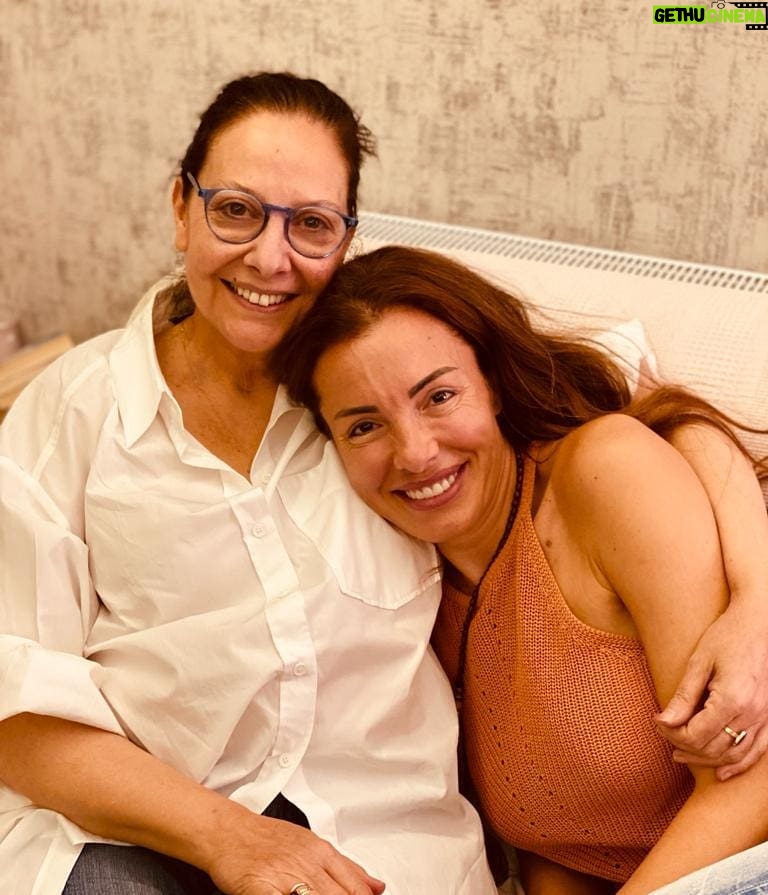 Ayda Aksel - 29.1K Likes - Sonunda ilk fotoğrafımız❤️❤️❤️❤️