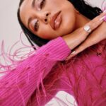 Ayesha Curry Instagram - What is Reunion to you? In the latest issue of @sweetjuly we talk about the mind,body, soul aspects of reunion! 2023 was all about reuniting with myself and my surroundings. What an exciting journey this year has been. I can’t wait to hear all of your stories and what you think of this issues theme. Photographer: Ruo Bing Li @robinlirb Set Design: Henrique Cirilo and Emma Magidson @wayoutstudioco Fashion Styling: Shabdiece Esfahani @shab_diece Hair: Taichi Saito @taichisaitohair Braids: @braidedbytee Makeup: Roy Liu @royliumakeup Nails: Nori Yamanaka @nailnori
