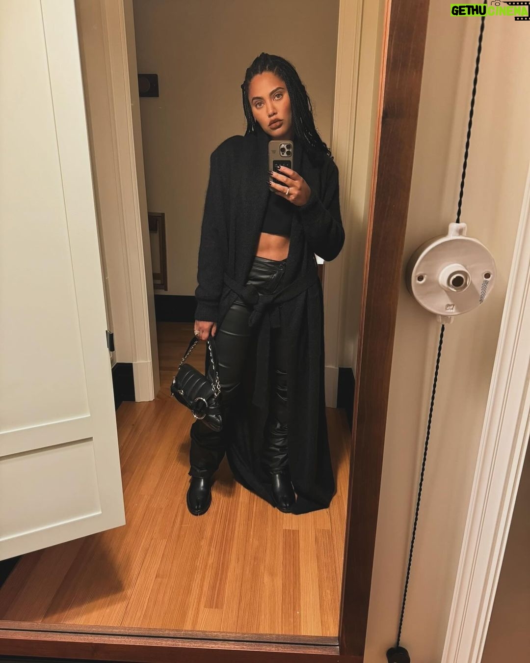 Ayesha Curry Instagram - The past few weeks have flown by!!! The year is almost over… wild.