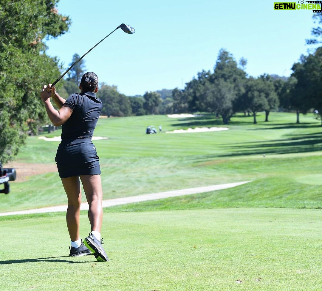 Ayesha Curry Instagram - Our 4th Annual @workday Charity Classic w/@eatlearnplay was our best one yet! Every year, we have an absolute blast celebrating with our incredible partners, raising funds to support Oakland youth, and having fun on the course ⛳️. THANK YOU to all, especially our generous host @workday and co-CEO Aneel Bhusri for their continued support, along with @lineagelogistics, @nuna_usa, @regencell_bioscience, and the Harman family. 📷 @noahgphotos/@gettyimages