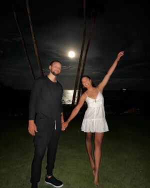 Ayesha Curry Instagram - 🌕