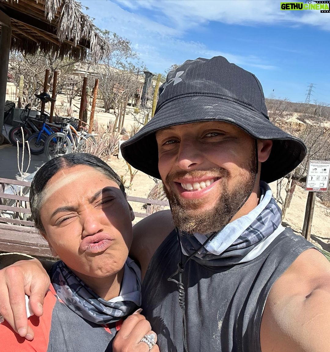 Ayesha Curry Instagram - Adventure with my love. 🧡