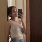Ayesha Kaduskar Instagram - mirror dump only (..or is it?) 🙂