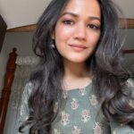 Ayesha Kaduskar Instagram - ☀️