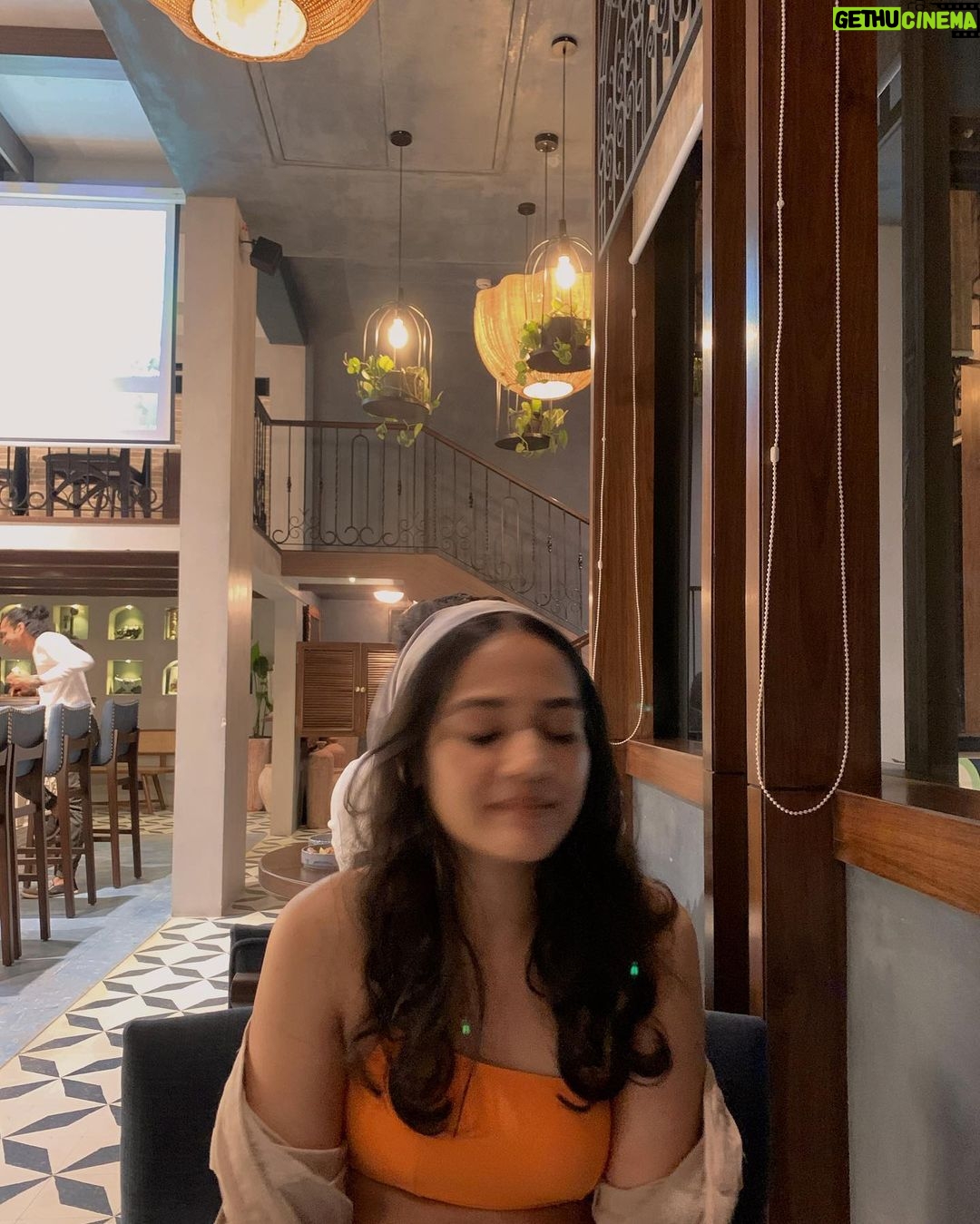 Ayesha Kaduskar Instagram - beauty shots only