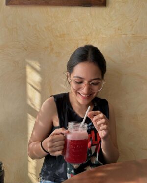 Ayesha Kaduskar Instagram - iced tea season