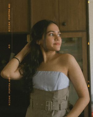 Ayesha Kaduskar Instagram - dressed up but nowhere to go ✨