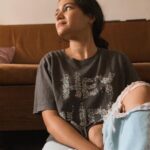 Ayesha Kaduskar Instagram - don’t carry the world upon your shoulders :)